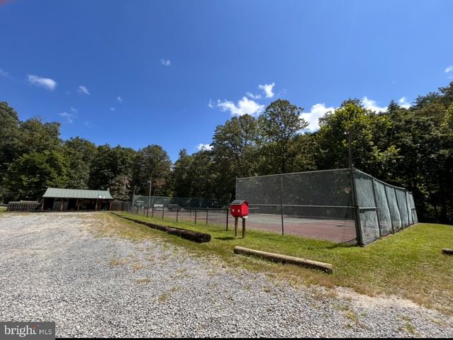 444 NUGGET DR, Capon Bridge, WV 26711