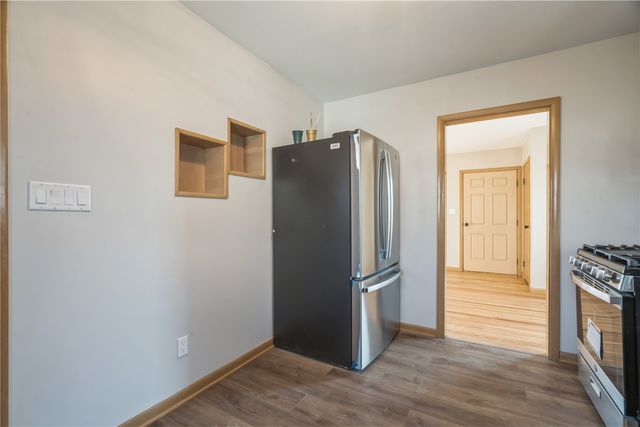 920 26th St, Marion, IA 52302