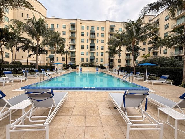 610 Clematis St 825, West Palm Beach, FL 33401