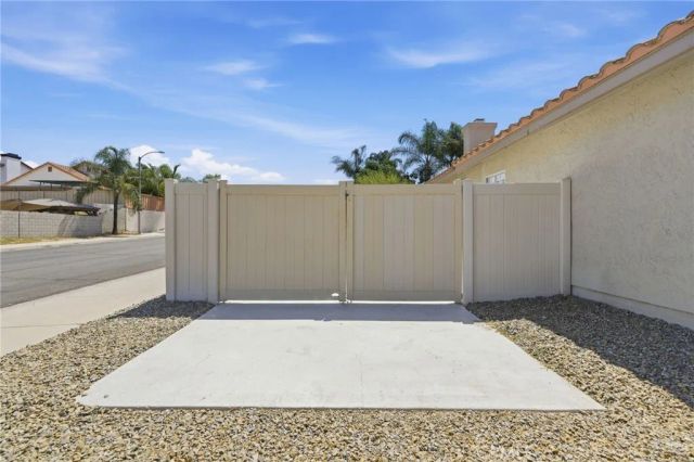 35592 Frederick Street, Wildomar, CA 92595
