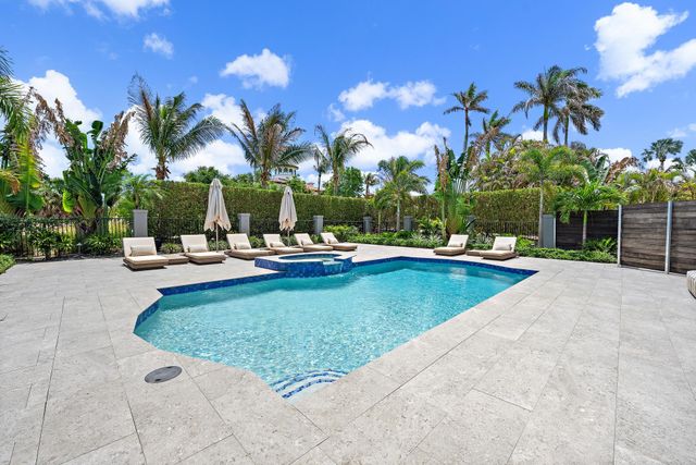 17296 SE Conch Bar Avenue, Tequesta, FL 33469