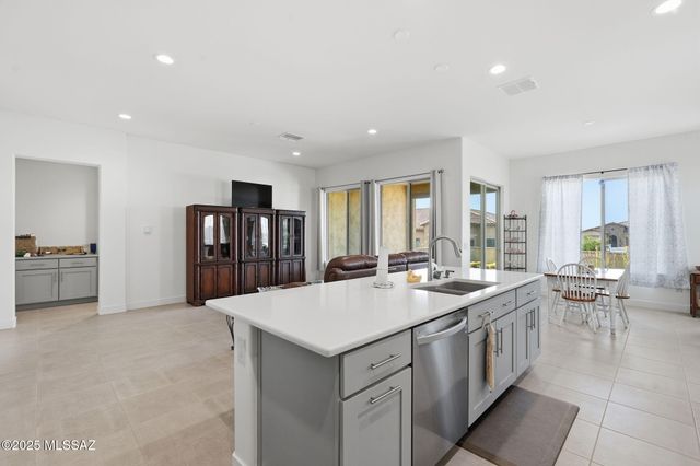 30660 S Osprey Drive, Oracle, AZ 85623