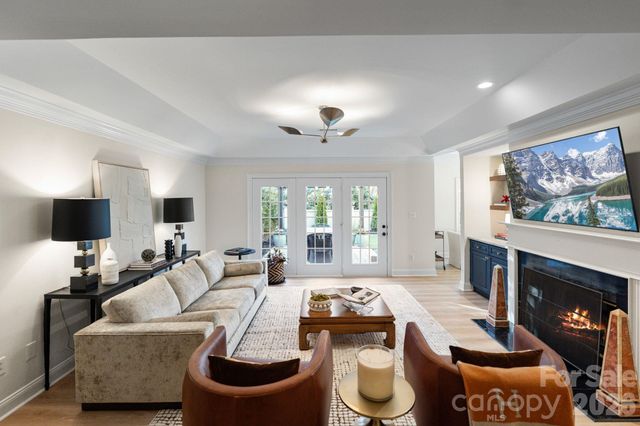 3431 Royal Crest Drive, Charlotte, NC 28210