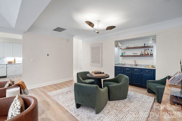 3431 Royal Crest Drive, Charlotte, NC 28210