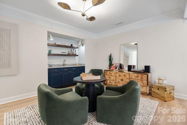 3431 Royal Crest Drive, Charlotte, NC 28210