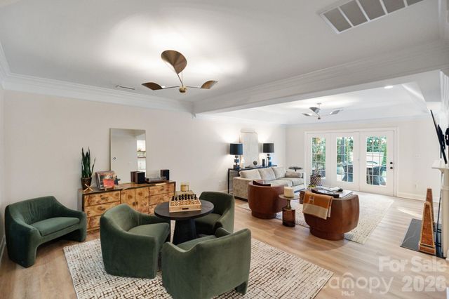 3431 Royal Crest Drive, Charlotte, NC 28210