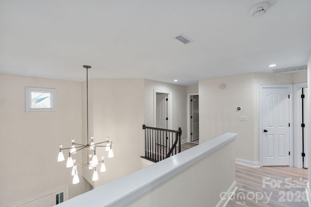 3431 Royal Crest Drive, Charlotte, NC 28210