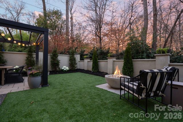 3431 Royal Crest Drive, Charlotte, NC 28210