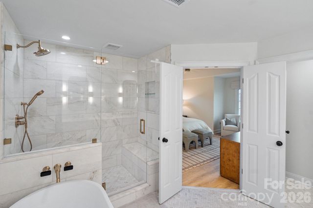 3431 Royal Crest Drive, Charlotte, NC 28210