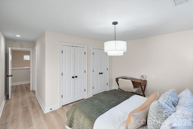 3431 Royal Crest Drive, Charlotte, NC 28210