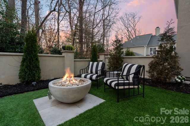 3431 Royal Crest Drive, Charlotte, NC 28210