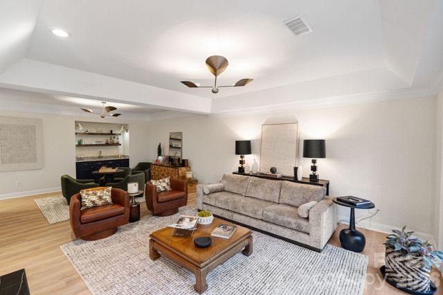 3431 Royal Crest Drive, Charlotte, NC 28210