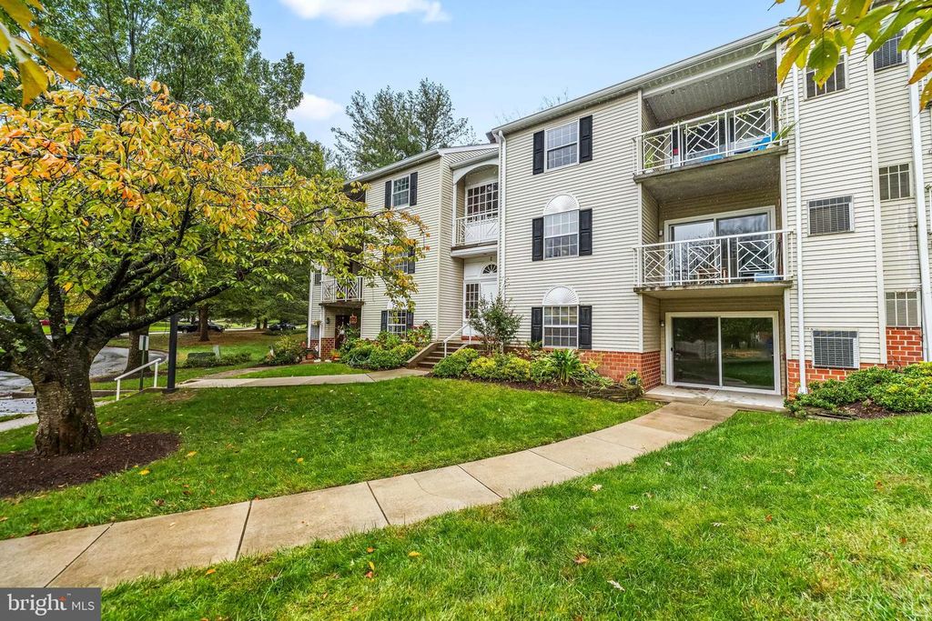 2 STAPLETON CT #102, Lutherville Timonium, MD 21093