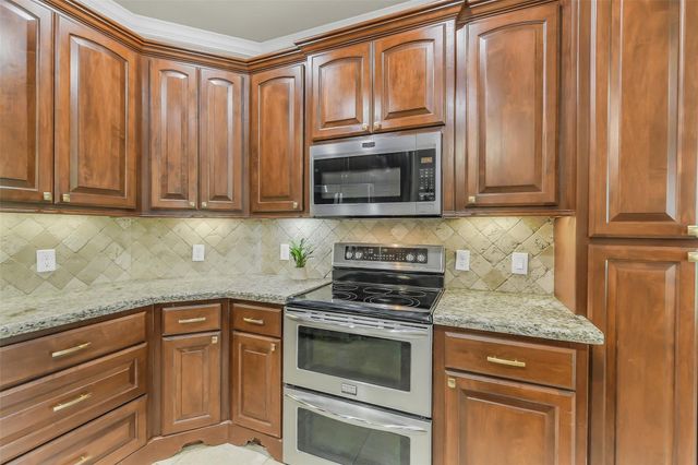 18008 Cindy Lane, Conroe, TX 77302