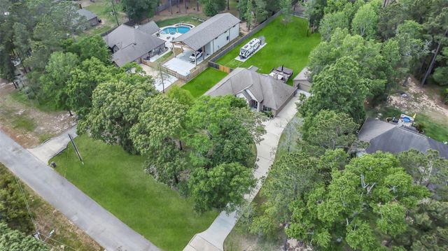 18008 Cindy Lane, Conroe, TX 77302