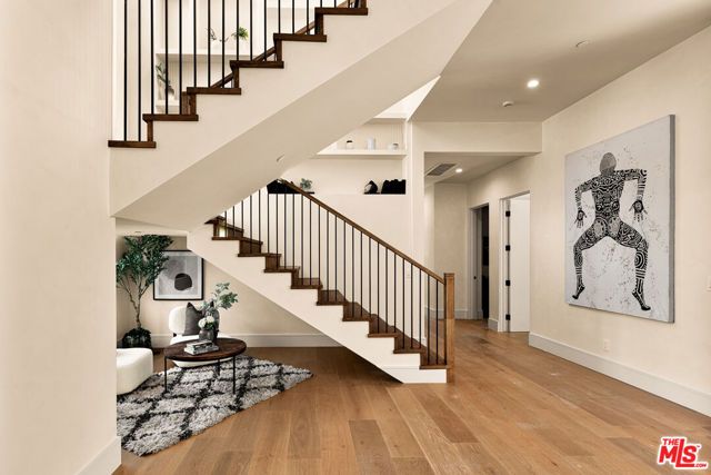 18100 Karen Drive, Tarzana (los Angeles), CA 91356