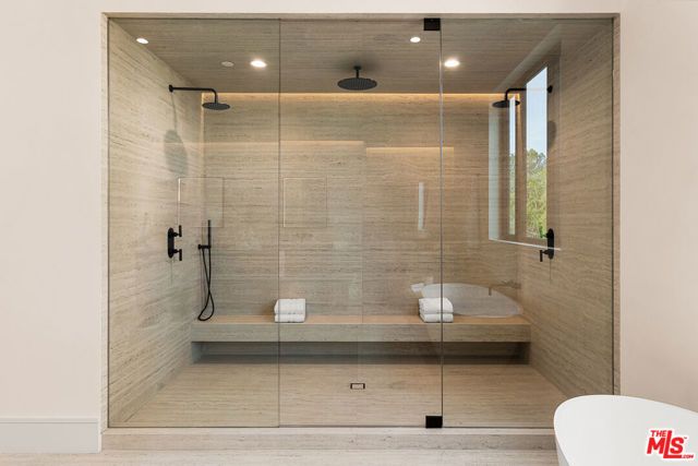 18100 Karen Drive, Tarzana (los Angeles), CA 91356