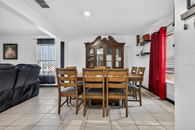 2133 FICUS STREET, Mascotte, FL 34753