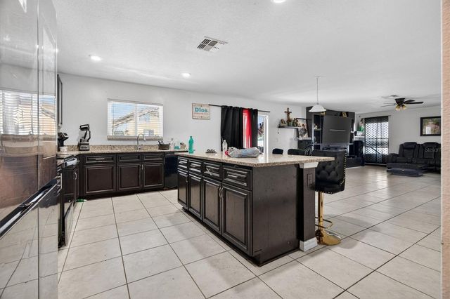 2133 FICUS STREET, Mascotte, FL 34753