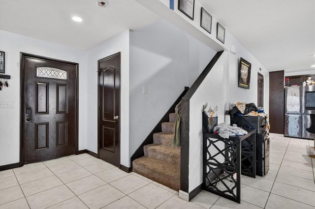 2133 FICUS STREET, Mascotte, FL 34753