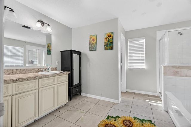 2133 FICUS STREET, Mascotte, FL 34753