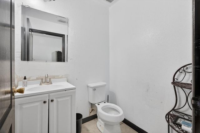 2133 FICUS STREET, Mascotte, FL 34753