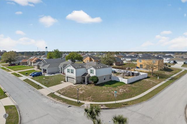 2133 FICUS STREET, Mascotte, FL 34753