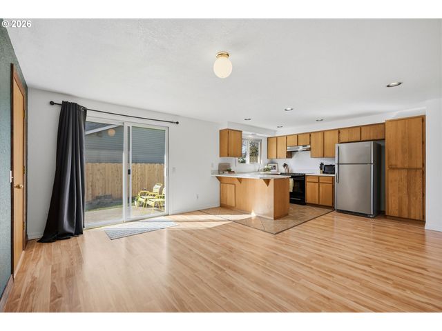 1255 Sw 217TH Ave, Beaverton, OR 97003