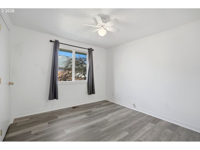 1255 Sw 217TH Ave, Beaverton, OR 97003