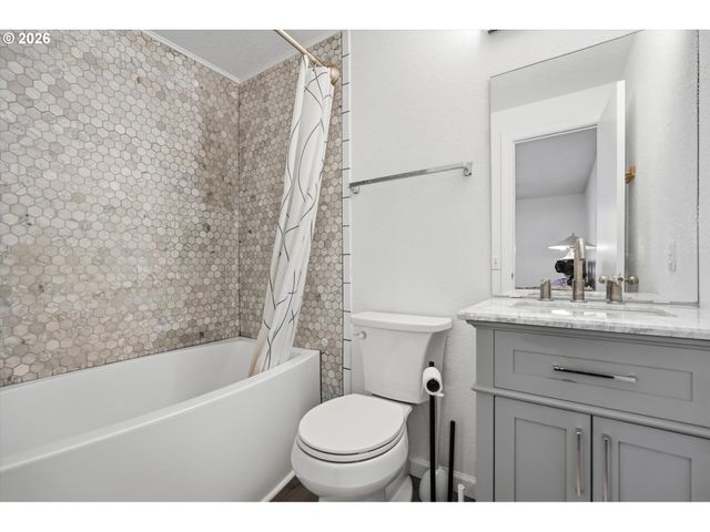 1255 Sw 217TH Ave, Beaverton, OR 97003