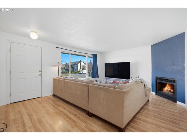 1255 Sw 217TH Ave, Beaverton, OR 97003