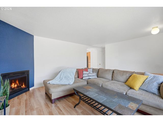 1255 Sw 217TH Ave, Beaverton, OR 97003