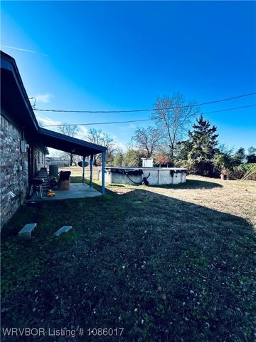 105 Morris Street, Pocola, OK 74902