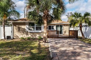 445 88TH AVENUE N, St Petersburg, FL 33702