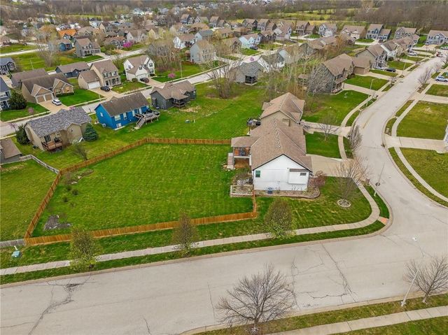 8911 NE 117th Terrace, Kansas City, MO 64157