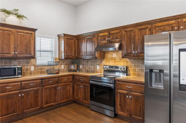 8911 NE 117th Terrace, Kansas City, MO 64157