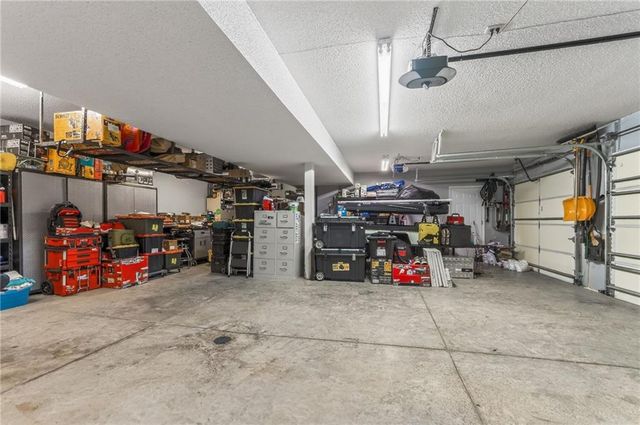 8911 NE 117th Terrace, Kansas City, MO 64157