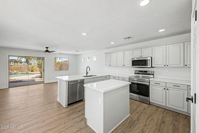 17514 W BOCA RATON Road, Surprise, AZ 85388