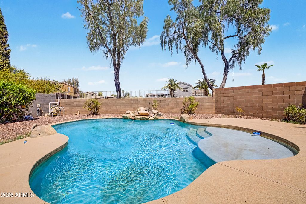 17514 W BOCA RATON Road, Surprise, AZ 85388