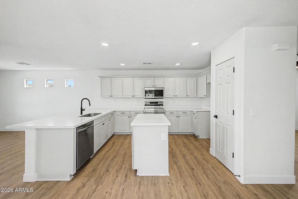 17514 W BOCA RATON Road, Surprise, AZ 85388 — photo 2