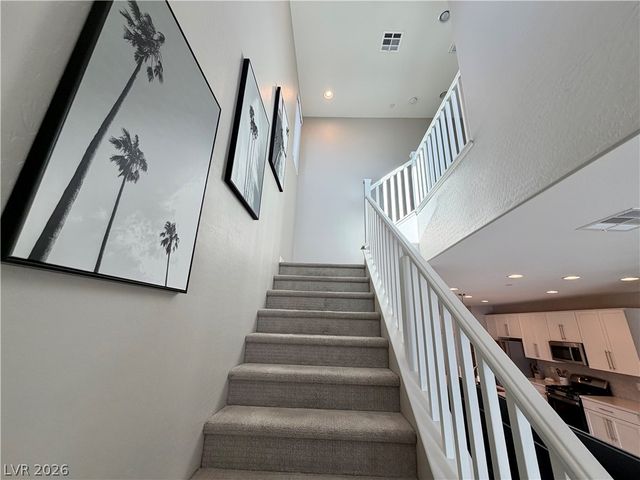 572 Pear Lake Street, Las Vegas, NV 89138