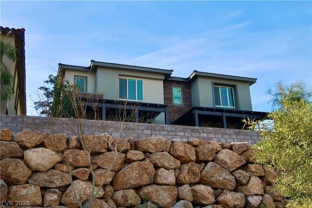 572 Pear Lake Street, Las Vegas, NV 89138