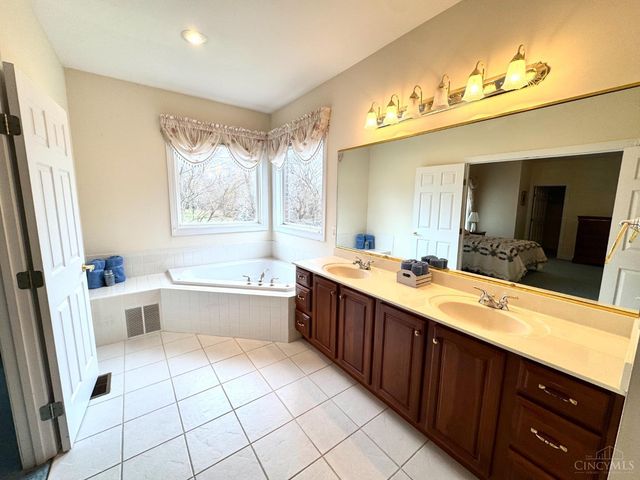 7021 Darcie Drive, Liberty Twp, OH 45011