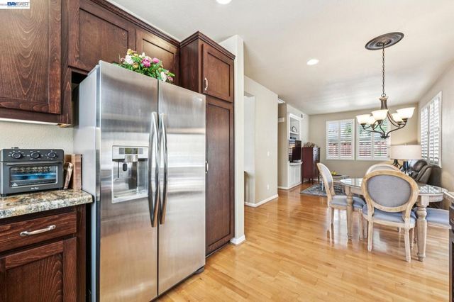 3158 Persimmon Cir, Pleasanton, CA 94588