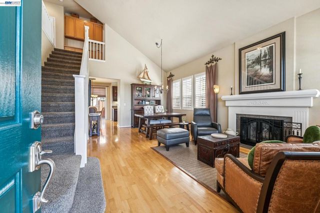 3158 Persimmon Cir, Pleasanton, CA 94588