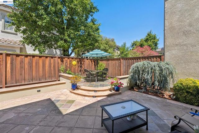 3158 Persimmon Cir, Pleasanton, CA 94588