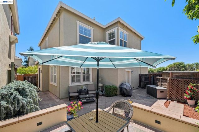 3158 Persimmon Cir, Pleasanton, CA 94588