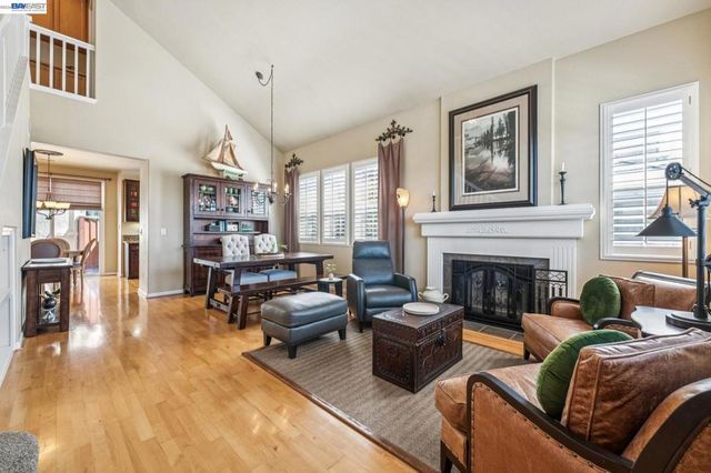 3158 Persimmon Cir, Pleasanton, CA 94588