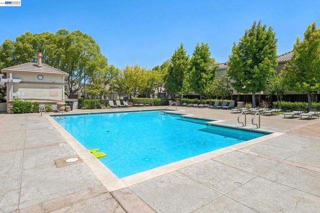 3158 Persimmon Cir, Pleasanton, CA 94588