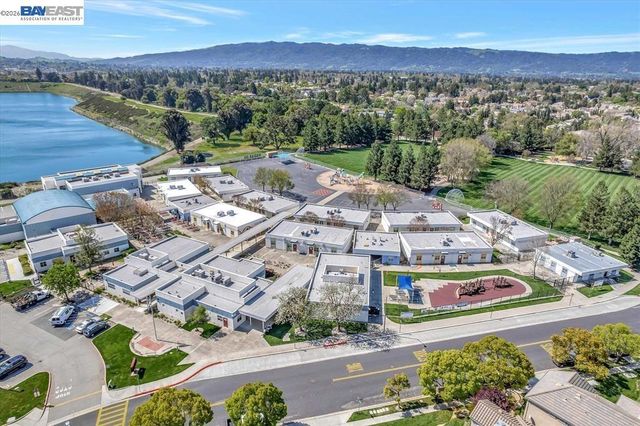 3158 Persimmon Cir, Pleasanton, CA 94588